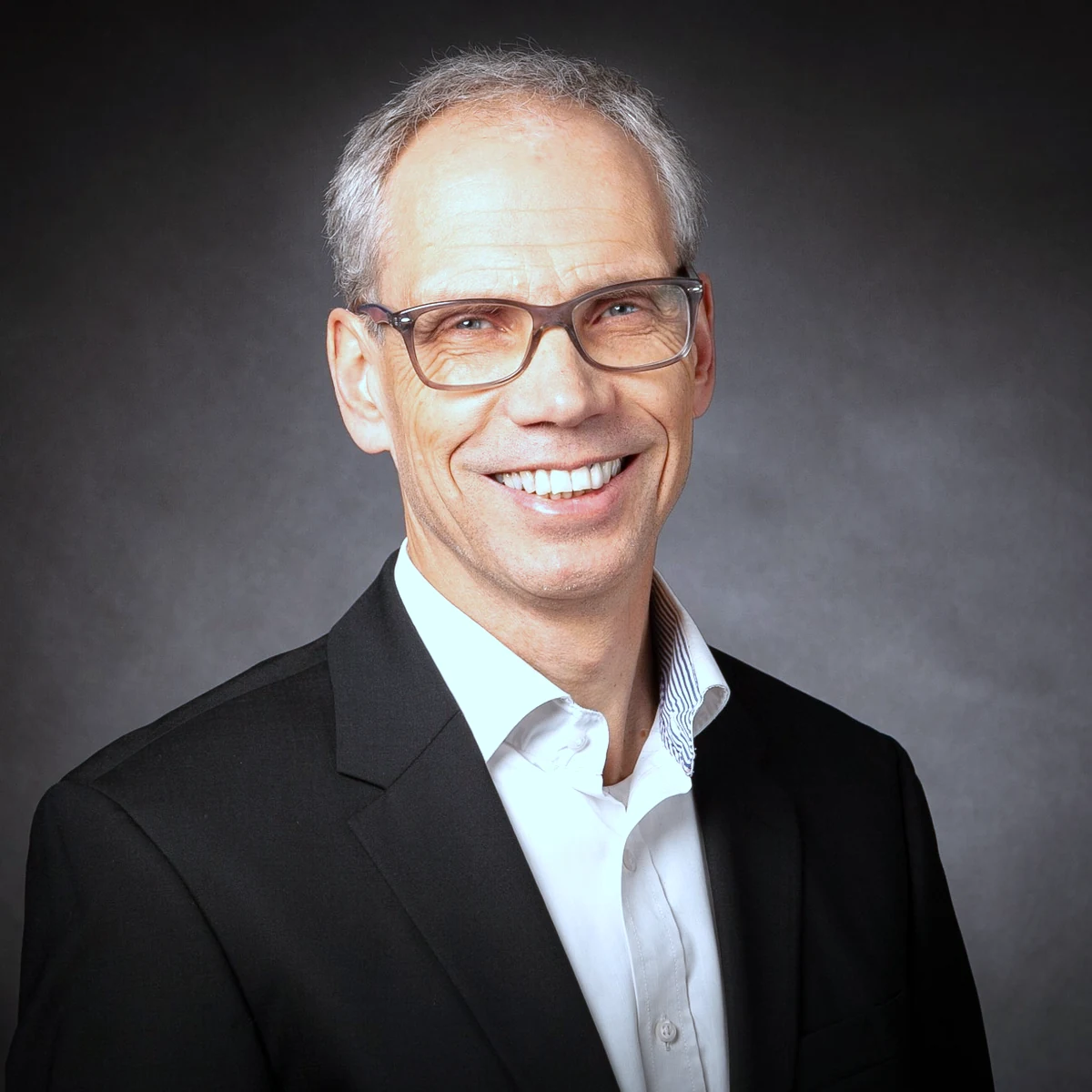 Portrait von Dr. Wolfgang Grimme